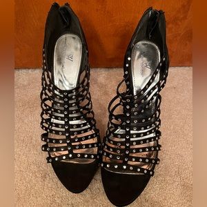 Worthington strap heel